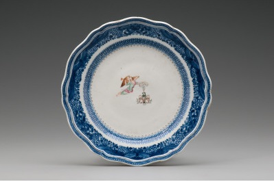 A plate in the Mount Vernon collection, owned by Washington and depicting the insignia of the Society of the Cincinnati. Object number W-2559