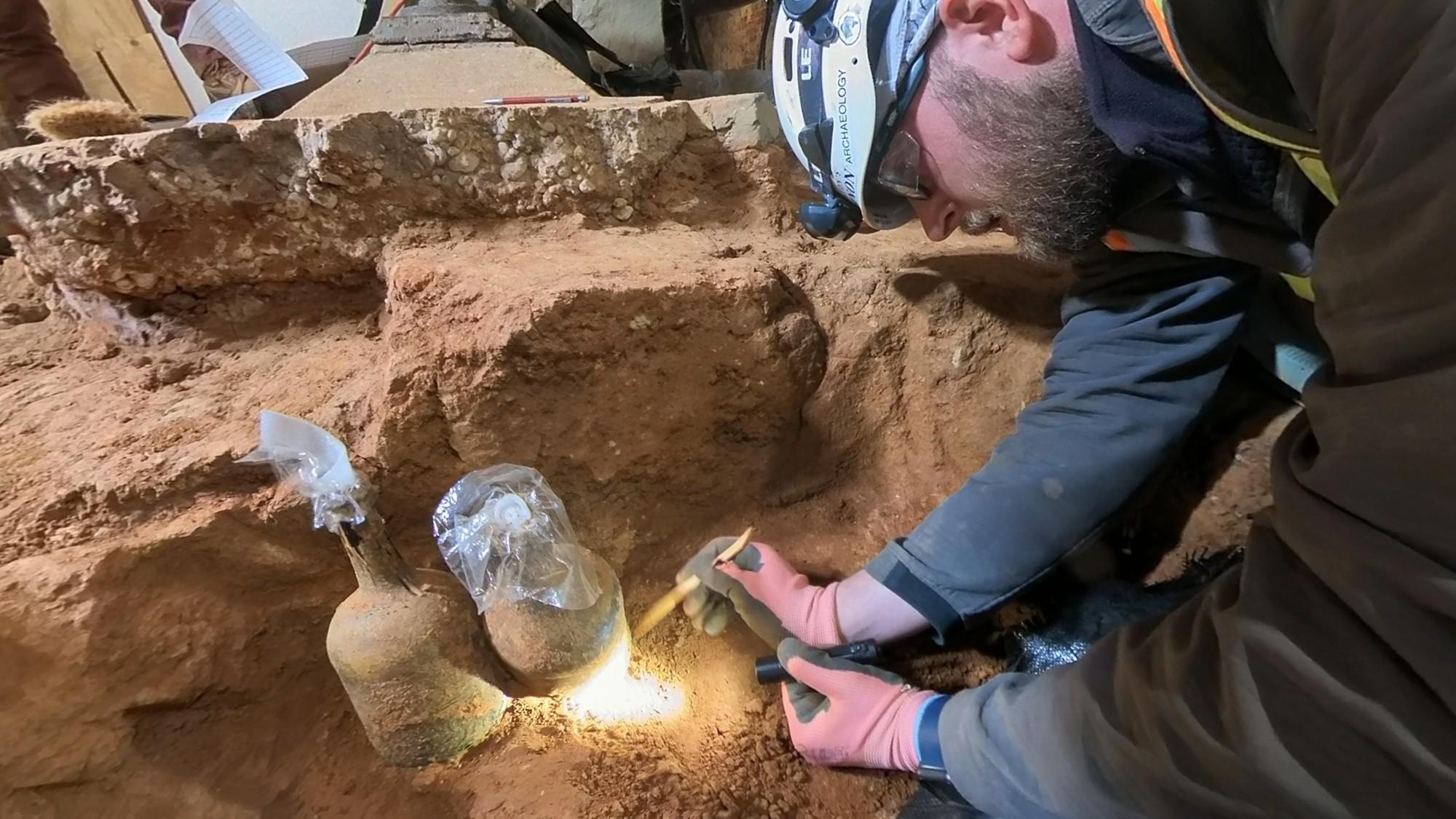 Sealed 18th-Century Bottles Discovered | George Washington's Mount