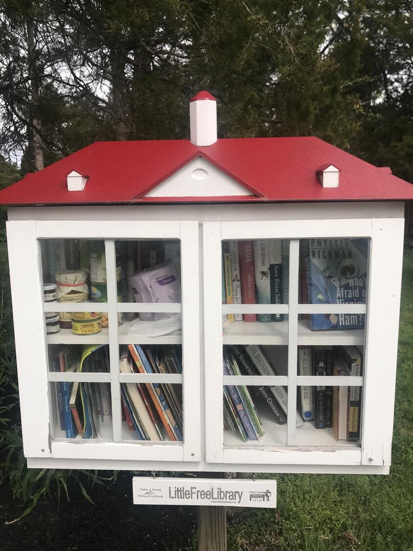Little Free Library, Hollin Hills off Fort Hunt Road