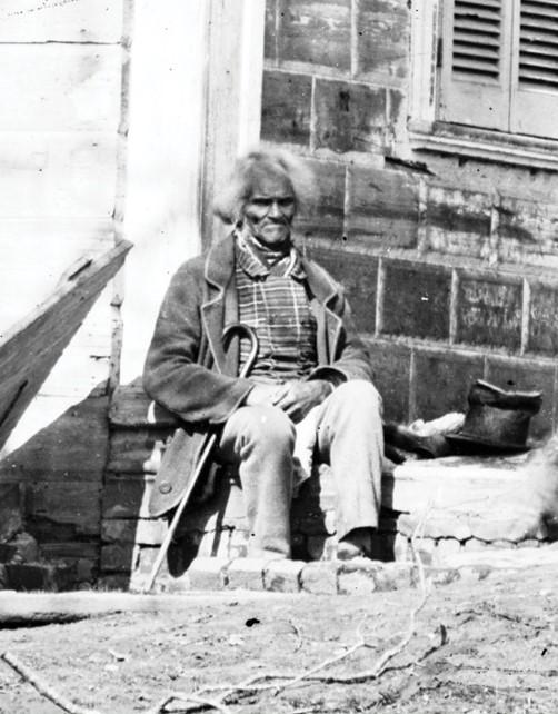 This man photographed near the piazza in 1858 is thought to be West Ford, previously owned by Washington’s nephew, Bushrod.