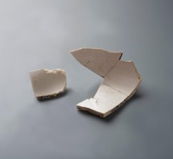 Whit salt glaze stoneware hollow vessel. 