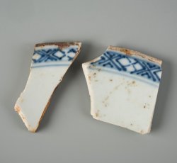 Chinese export porcelain bowl.