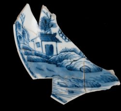 Chinese export porcelain saucer, landscape motif.
