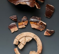 North Midlands/Staffordshire slipware hollowware vessel.