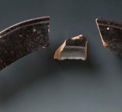 North Midlands/Staffordshire slipware dish.