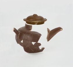 Nottingham stoneware tea pot.