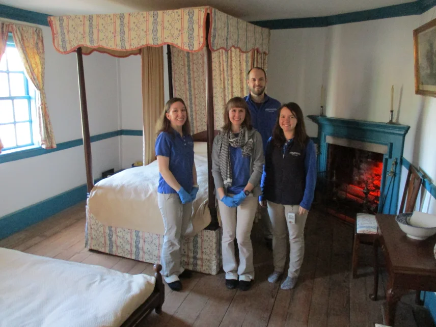 The Washingtons' Blue Room: What's Behind the Door?