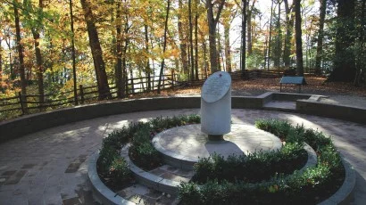 The Slave Memorial at Mount Vernon