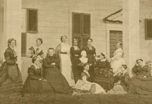  Mount Vernon Ladies’ Association, photograph by Alexander Gardner, 1870. MVLA