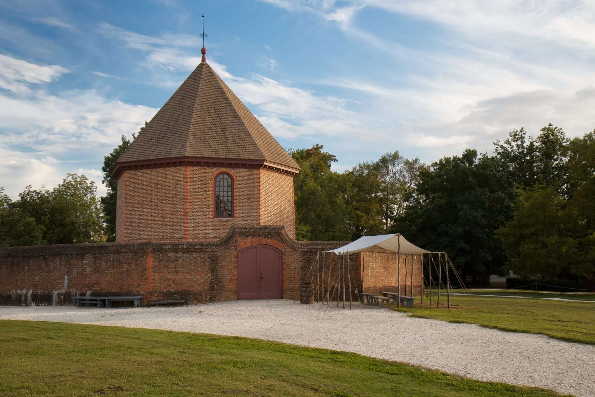 Powder magazine