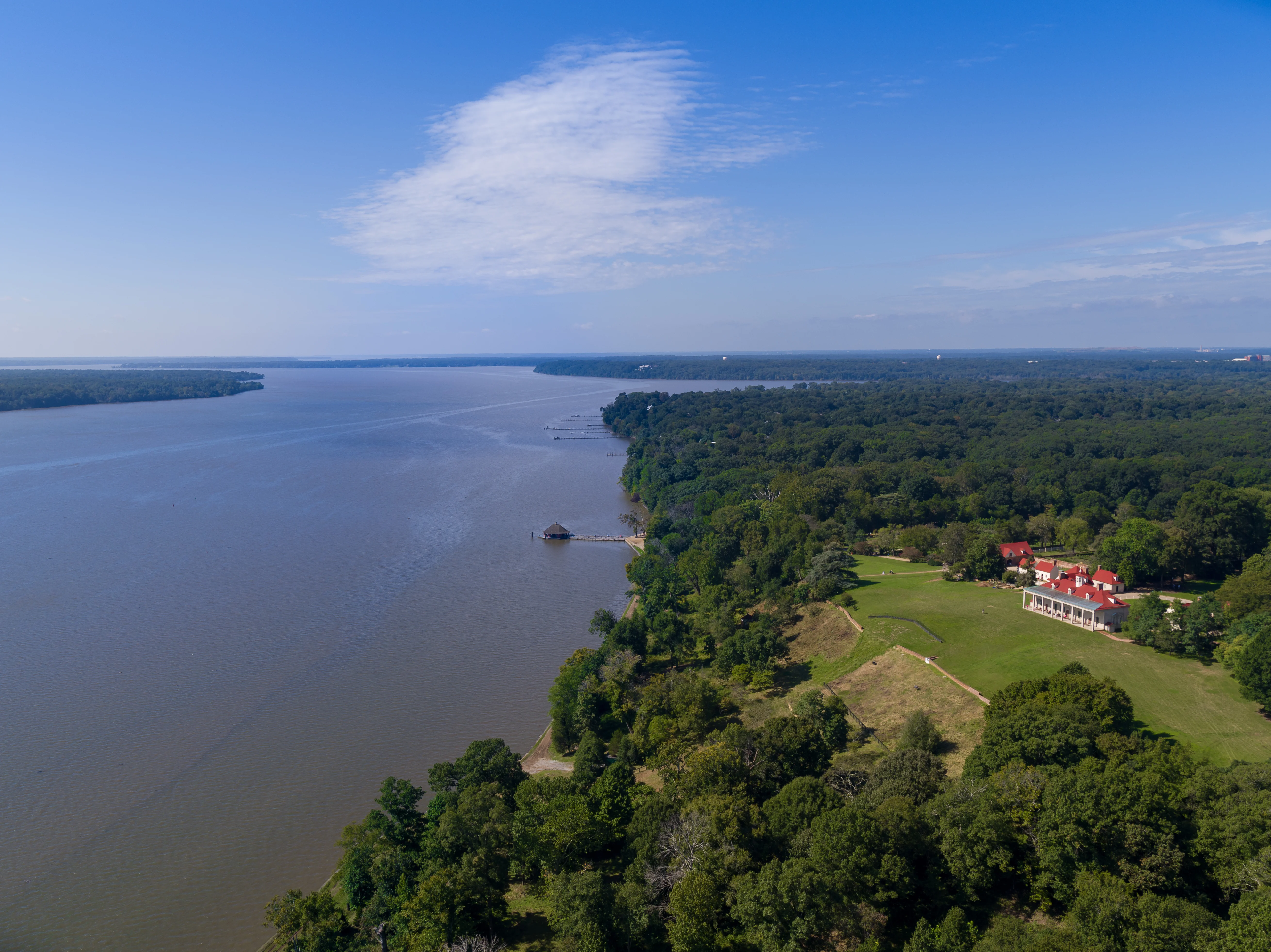 Mount Vernon on a clear day