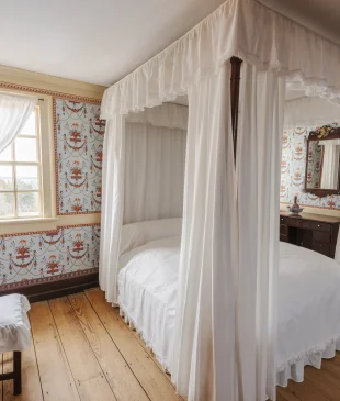 The Washingtons' Bedchamber