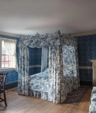 Blue Room