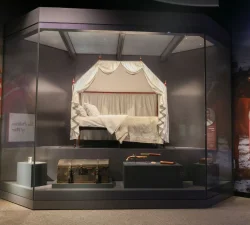 Education Center War Bed