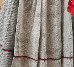 800px-lisu_woman_hemp_shell-ornamented_dress_detai.jpg