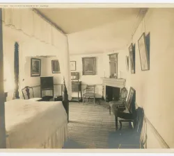 blueroom_1900.jpg