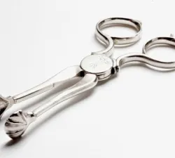 di-0172-1-w-2616_o3-sugar-tongs.jpg