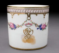 di-0920-1_w-1875a_o2-coffee-cup.jpg