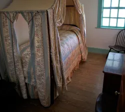 hallbedchamber1.jpg