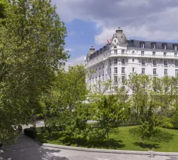 mandarin-oriental-ritz-madrid-facade.jpg