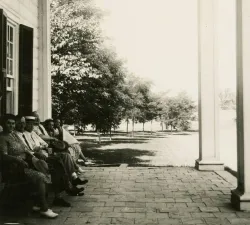 north-grove-piazza-tourists.jpg
