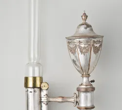 w-13aglass-web.jpg