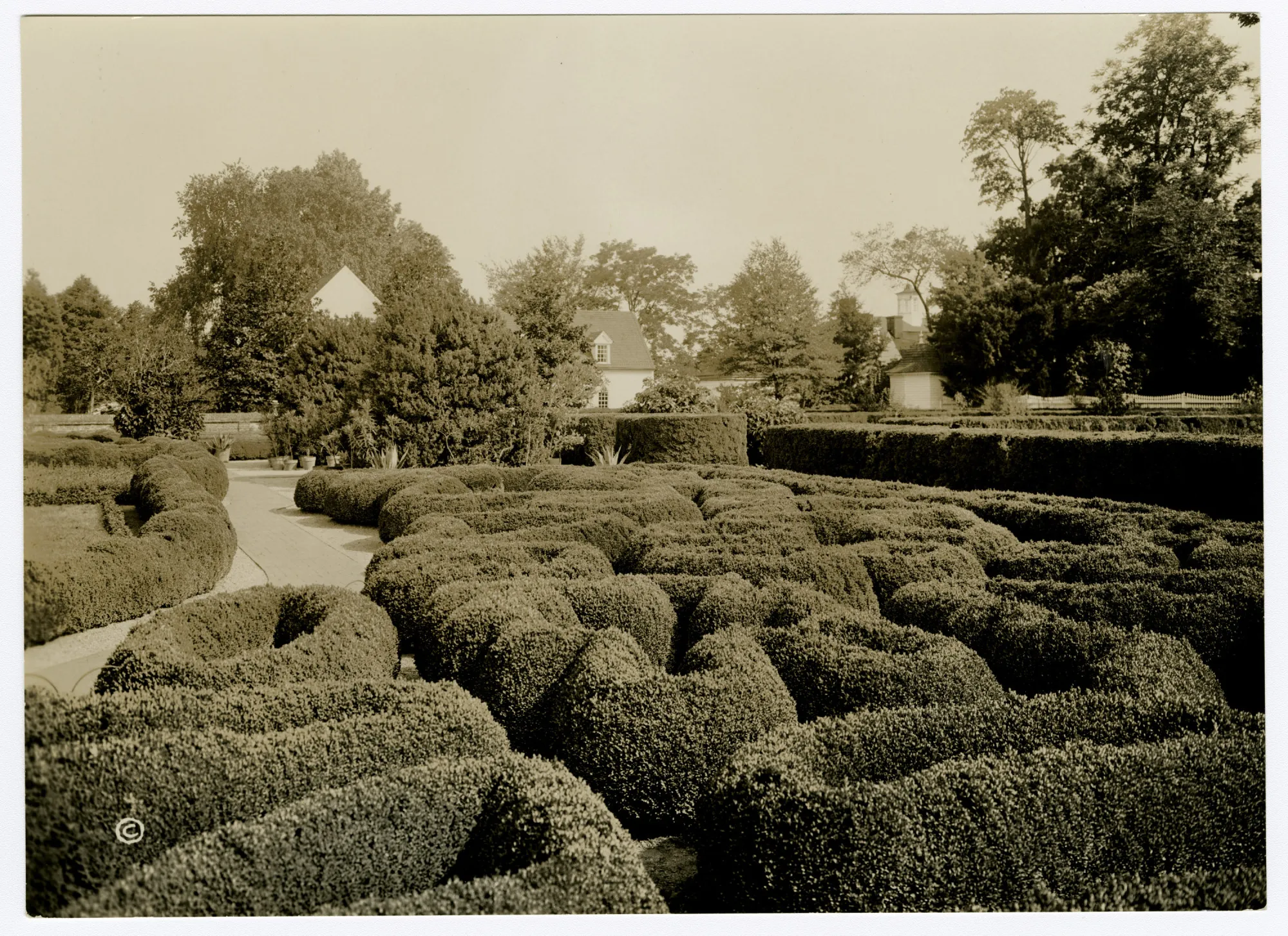 THE DOWNEAST DILETTANTE: The Garden House, image size:2000x1454