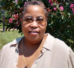 Gloria Henry