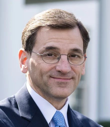 Peter Baker 