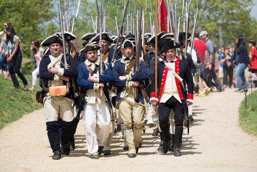  Witness 18th-Century Military Drills from Washington's Army