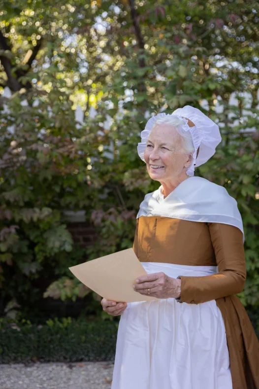 Martha Washington tells stories