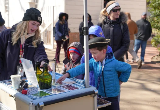 Kids at the Discovery Station