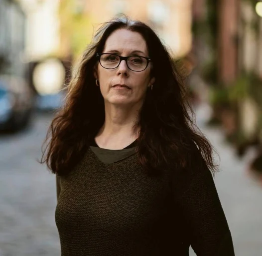 Meet Author Laurie Halse Anderson