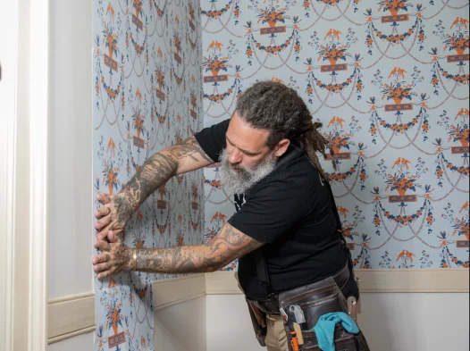Wallpaper hanging