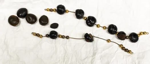 Mount Vernon coffee bean bracelet, 1861. Purchased by the William and Lisa Moore Acquisition Endowment Fund, 2024, [H-6144], MVLA