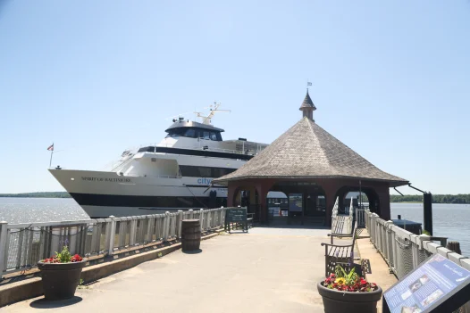 Photo Cruise Boat at the Wharf