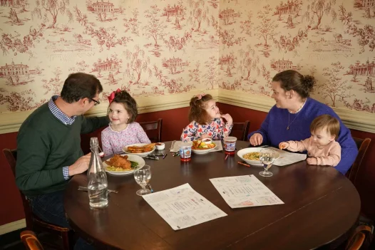 Family Dining at the Mount Vernon Inn Restaurant