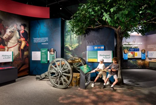 children pulling the cannon in the mount vernon education center