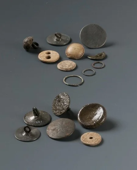 Buttons recovered from the South Grove midden. (MVLA)