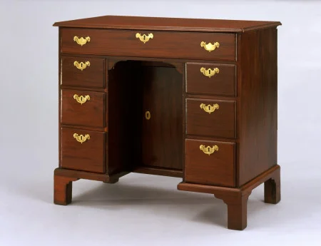 The original dressing table brought by Martha Dandridge Custis Washington to Mount Vernon in 1759. In order to represent its mate (which has not been located), a reproduction was made for the Blue Room. (MVLA) 
