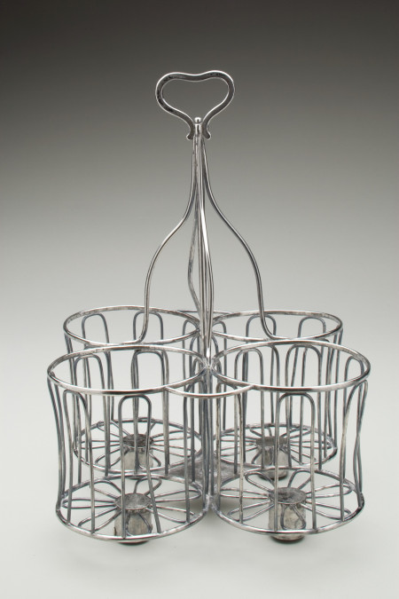 The “bottle rollers” designed by George Washington were bequeathed to George Washington Parke Custis, W-4578, MVLA.