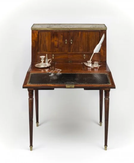 Martha Washington bequeathed this writing table to her granddaughter, Martha Custis Peter. [W-220]