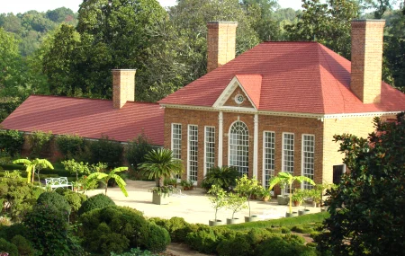 The greenhouse and slave-quarters complex that was reconstructed between 1950 and 1951. MVLA. 