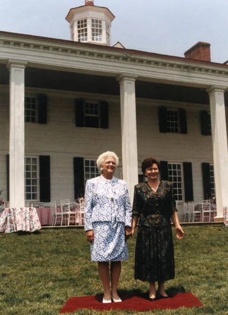 First Lady Barbara Bush and Naina Yeltsin (MVLA)