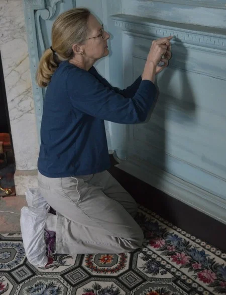 Dr. Susan Buck taking paint samples. MVLA.