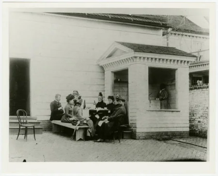 Kitchen and Well House - © MVLA [DA_001562]