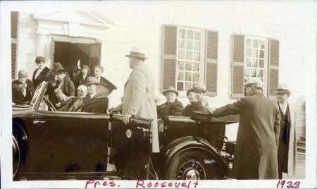 President Franklin and Eleanor Roosevelt visiting Mount Vernon in 1933, MVLA.
