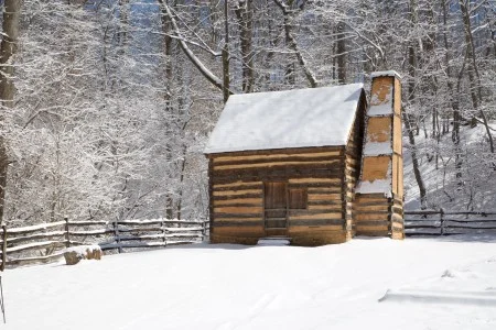 The replica slave cabin at the Pioneer Farm at Mount Vernon (MVLA)