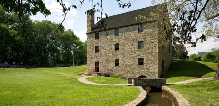 View of Washington’s reconstructed Gristmill at Mount Vernon (Rob Shenk)
