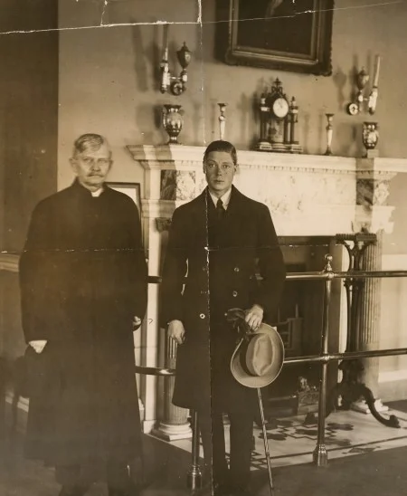 King Edward VIII, then known as the Prince of Wales, visited Mount Vernon in 1919, accompanied by U.S. Vice President Marshall. (Mount Vernon Ladies' Association)